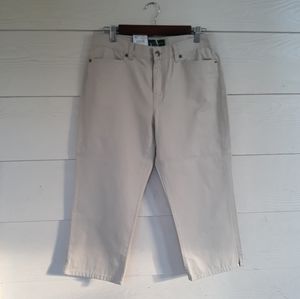 Lauren Ralph Lauren Midcalf jeans.  NWT. Size 6.